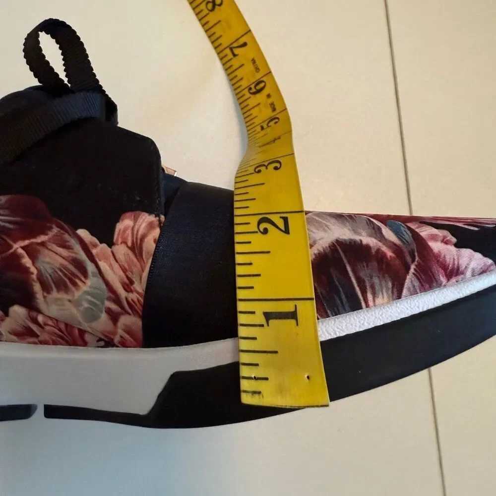 Ted Baker Tranquility Cepap 2 Sneakers Sz 9.5/10 Chic, Boho, Artsy